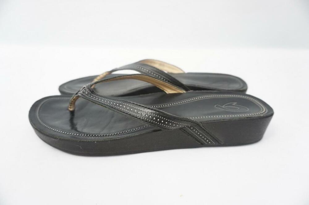 OLUKAI OLA WOMAN 11 USED BLACK LEATHER THONGS/SANDALS/SHOES/FLIP FLOPS/WEDGES